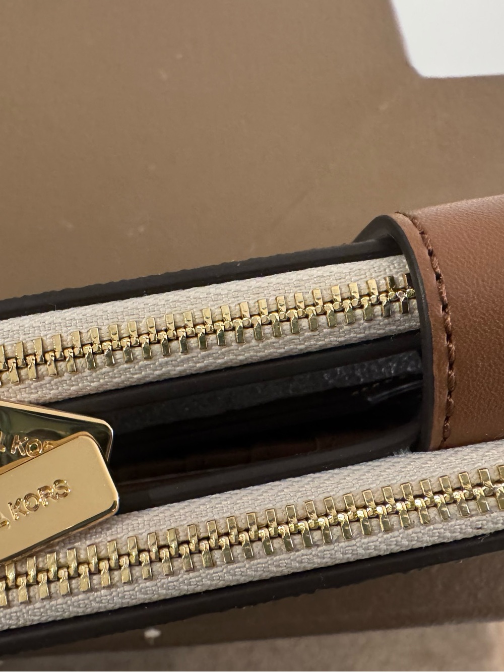 NWT Michael Kors Beige Logo Wristlet with Gold Accents - Picture 4 of 9